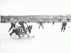 Bandy vid Askersunds Idrottsplats. Situation mellan Askersund och ÖSK.