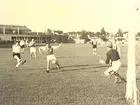 Fotboll, Eyravallen.
Gösta Lind skjuter mot IFK Norrköping.