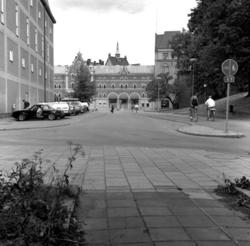 Kyrkogatan norrut mot Vasagatan, 1989-06.
Till vänster Kyrko