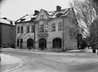 Tvåvånings bostadshus.
Byggnadsnämnden.