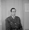 En man i uniform, bröstbild.
Gösta Israelsson, Räddningskåren.
Bilden tagen för id-kort.