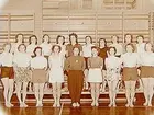 Husmodersgymnastik, gruppbild.
Vasaskolans gymnastiksal.