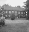 Viby prästgård, exteriör.
18 juli 1946