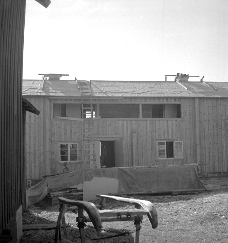 Hällefors hembygdsgård, exteriör.
23 april 1953.