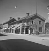 Bostadshus och affärsbyggnader. Kungsgatan 42, Lindesberg.
juli - augusti 1955.