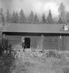 Finnåkvarn, byggnad.
4 augusti 1956.