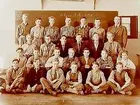 Olaus Petriskolan, klassrumsinteriör, 23 pojkar med lärare Ragnar Engvall, klass 8A, sal 27.