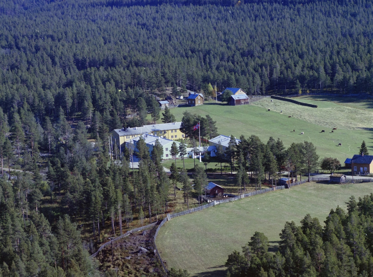 Flyfoto,Dovrefjell Hotell, Dombås