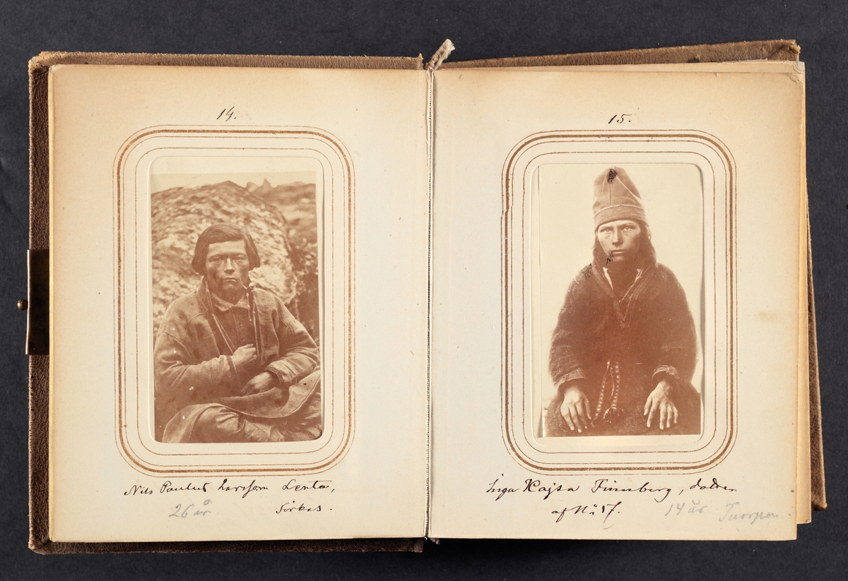 Fotoalbum med porträtt tagna under von Dübens expedition till Lappland, 1868.