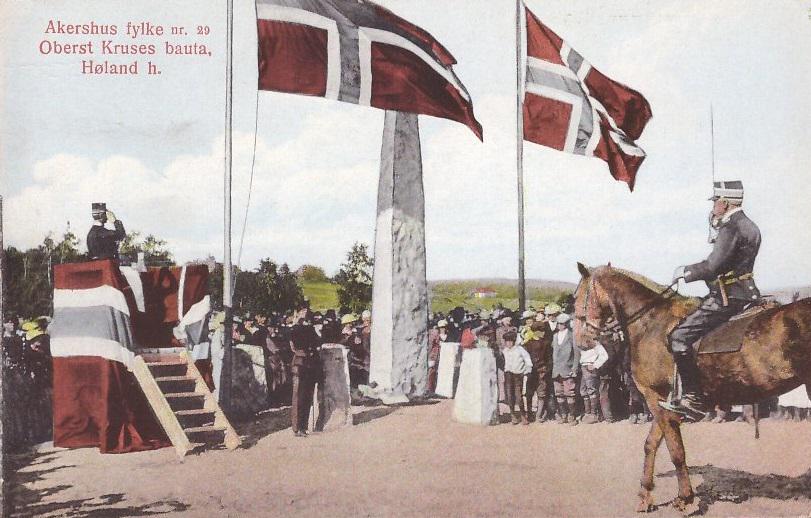 Et maleri av avdukingen av Oberst Kruse bautaen