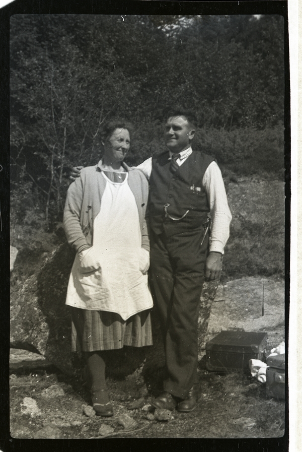 Eldbjørg Netland f. Taksdal (1906 - 1999) og Peder Netland (1892 - 1981) i Setesdal