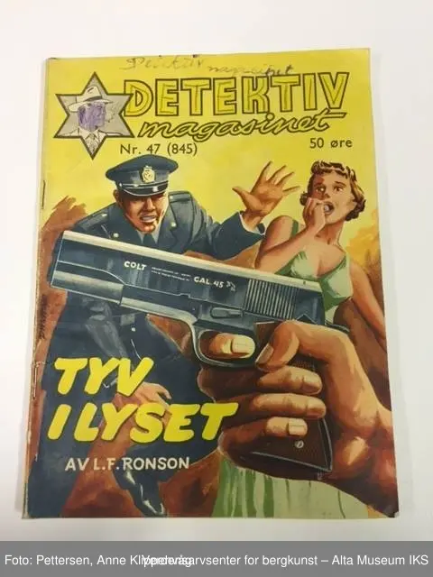 33 Ukeblad fra midten av 1950-tallet.