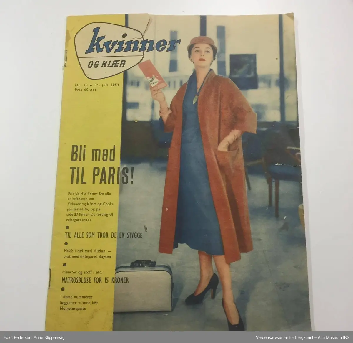Omfatter: Norsk ukeblad nr.37/1972, Hjemmet nr.36/1972, Illustrert nr.14/1962, Fredhöis Skib o hoi nr.5/1959, Kvinner og klær nr.30/1954, Alle kvinners blad nr.42/1954, nr.46/1955, nr.36/1972, nr.37/1972, Se og hør nr.21/1984, Romantikk julenr.1970 og 1971, Barnehelg julen 1959, Lys - det illustrerte morsdagshefte 1960, Finnmark Dagblad 9/8 1976, 1/3 1979