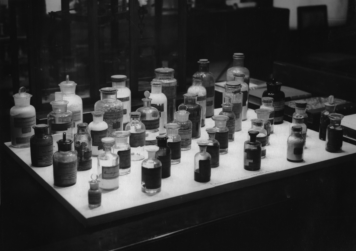 Kemikalier använda vid Alfred Nobel's laboratorier.