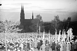 Valborgsmässofirande, Slottsbacken, Uppsala 1947