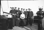 Drottning Victorias bilder. Gruppbild tagen på HMS Drott, 1902.