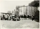 Depot i Centralasien.
Bilden ingår i två stora fotoalbum efter direktör Karl Wilhelm Hagelin som arbetade länge vid Nobels oljeanläggningar i Baku.