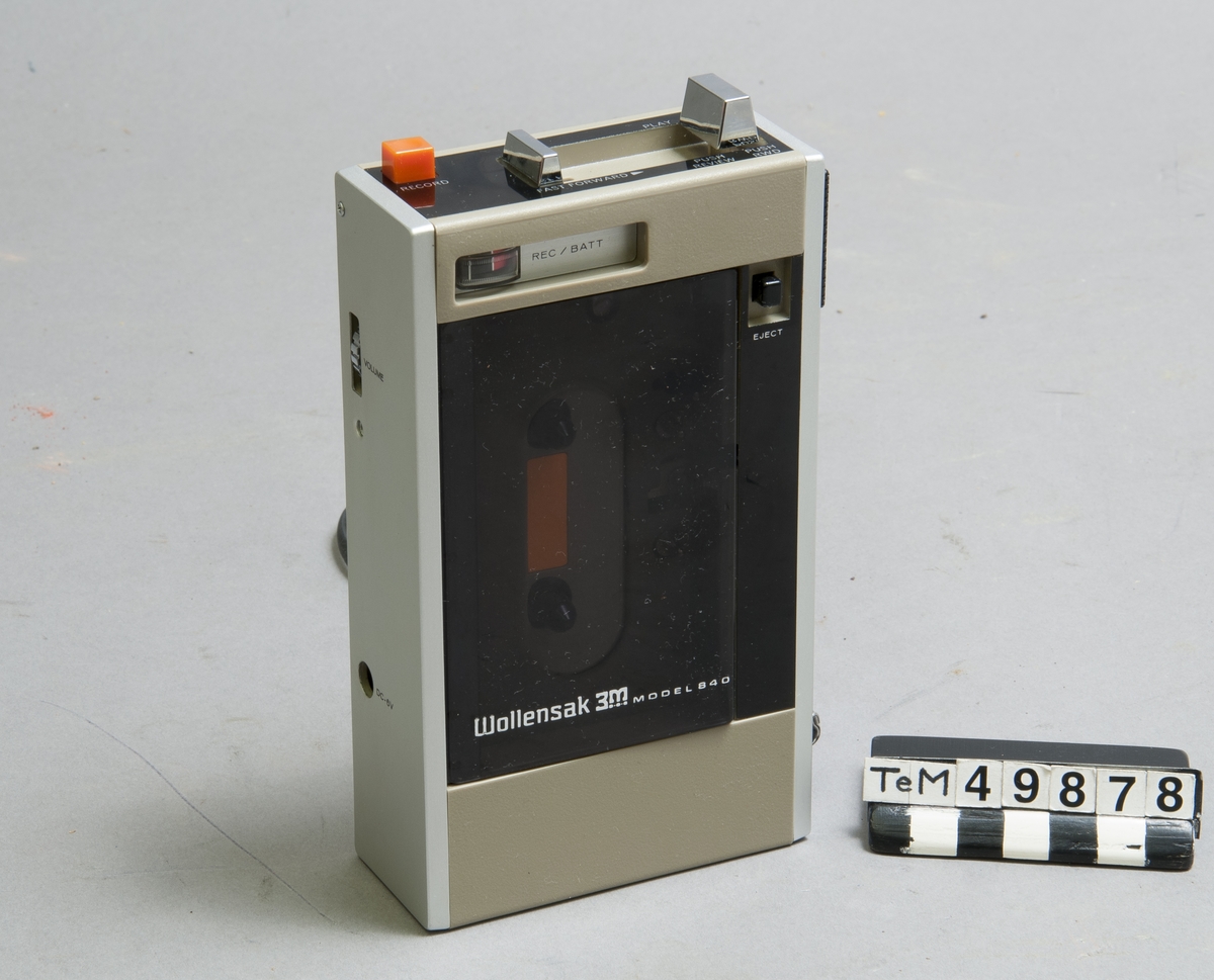 Kassettbandspelare by Wollensak 3M