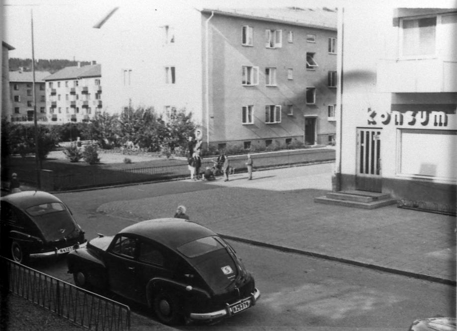 I hörnan Konsumbutiken vid Borrgatan.