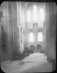 Skioptikonbild med motiv från Sigurd Curmans resor i Europa. Interiör av okänd katedral.
Bilden har förvarats i kartong märkt: ?