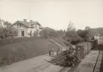 Falerums järnvägsstation i  Norra Tjust, Gärdserums församling. Fotografiet vann pris i Svenska Turistföreningens pristävlan 1902.