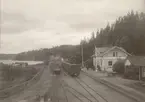 Forsaströms järnvägsstation i Gärdserums församling, Norra Tjust. Fotografiet vann pris i Svenska Turistföreningens pristävlan 1902.