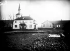 Floby kyrkskola, boningshuset byggt 1923. Snickarna från Ulricehamn, hette Häll och Josefsson.