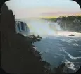 Kolorerad skioptikonbild med motiv av Niagarafallen.