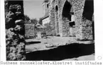 Ruiner av Gudhems nunnekloster. Klostret instiftades 1161.