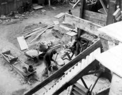 "Mera bruk i baljan". Från utställningen "Falköping i bild" 