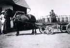 Smeby mejeri, Slöta. Mejerist Gustav Eriksson och hans barn Anne-Marie och Karl-Johan.