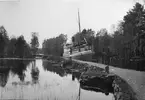 Göta Kanal. Kanalbåten B.v. Platen vid Forsvik.