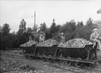 Kärrgruvan, Norbergs bergslag. Malmtransport med luftlok från Gustaf Adolfs gruva till Rallmora anrikningsverk, Bålsjöverket.