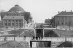 Järnvägstunnel i Karlskrona 1904. Vy in i tunneln under Stortorget. Bild från tidskriften Hemmets bildmaterial.