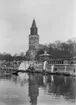 Åbo Domkyrka vid floden Aura i Finland. Med fotografiet vann fotografen pris i Paris 1892.