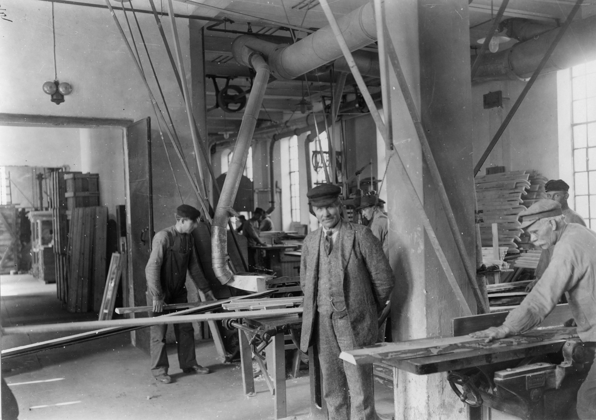 Norrahammars bruk. Snickareverkstaden 1928.