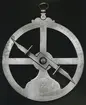 Sjösatrolabium från 1626. Finns vid Skokloster.
