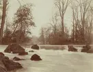 Ur album: Utländska Resan 1900 I. Vattenfall i Isarfloden, München.