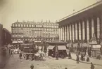 Ur album: Utländska Resan 1890. Place de la Bourse, Paris.