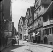 Skioptikonbild med motiv från Rothenburg.
Bilden har förvarats i kartong märkt: Rothenburg V. 1902.