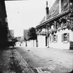 Skioptikonbild med motiv från Rothenburg ob der Tauber.
Bilden har förvarats i kartong märkt: Vårresan 1910. Rothenburg XXIX.