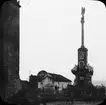 Skioptikonbild med motivav monumentet Triunfo de san Rafael i Cordoba.
Bilden har förvarats i kartong märkt: Höstresan 1910. Cordoba 9. N:4. Text på bild: 