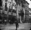 Skioptikonbild med motiv Asamhaus vid  Asamkirche i München.
Bilden har förvarats i kartong märkt: Höstresan 1909. München 8. No:26. Text på bild: 