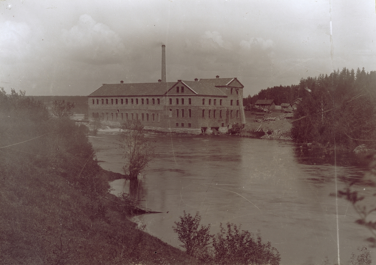 Åmotfors Pappersbruk i Värmland.