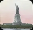 Skioptikonbild av Frihetsgudinnan, Statue of Liberty, på Liberty Island i New York.