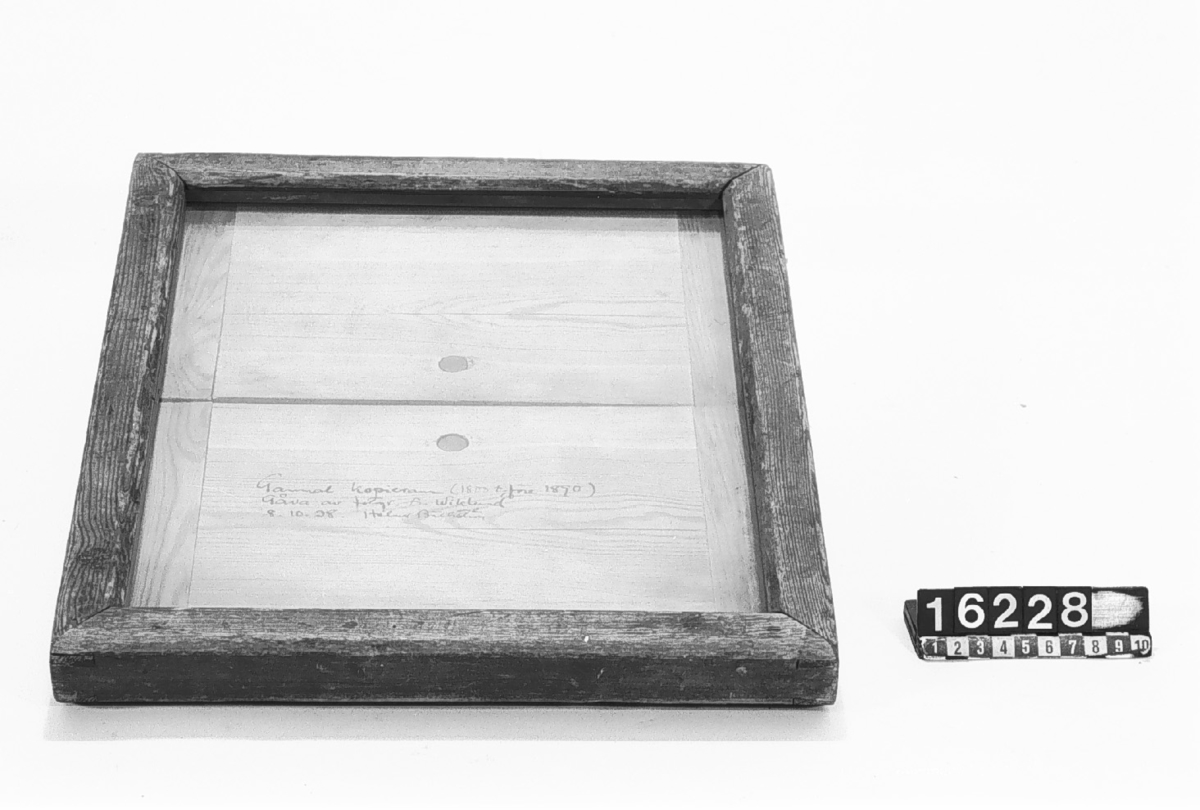 Kopieram, intill 270 x 340 mm.