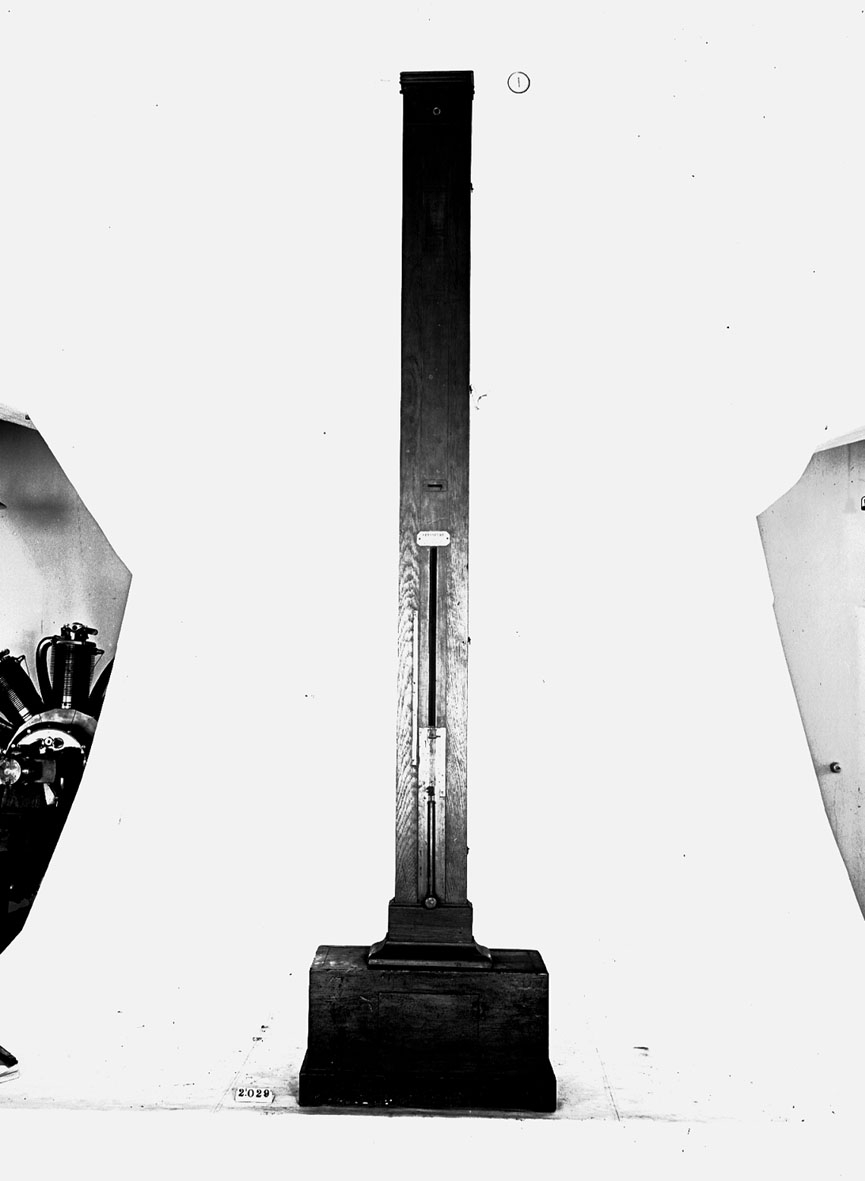 Serimeter, sidenprovningsapparat. Text på föremålet: "Serimétre de Robinet".