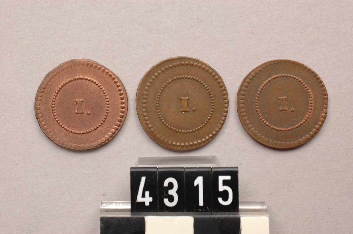 Av koppar, för sandkörning.