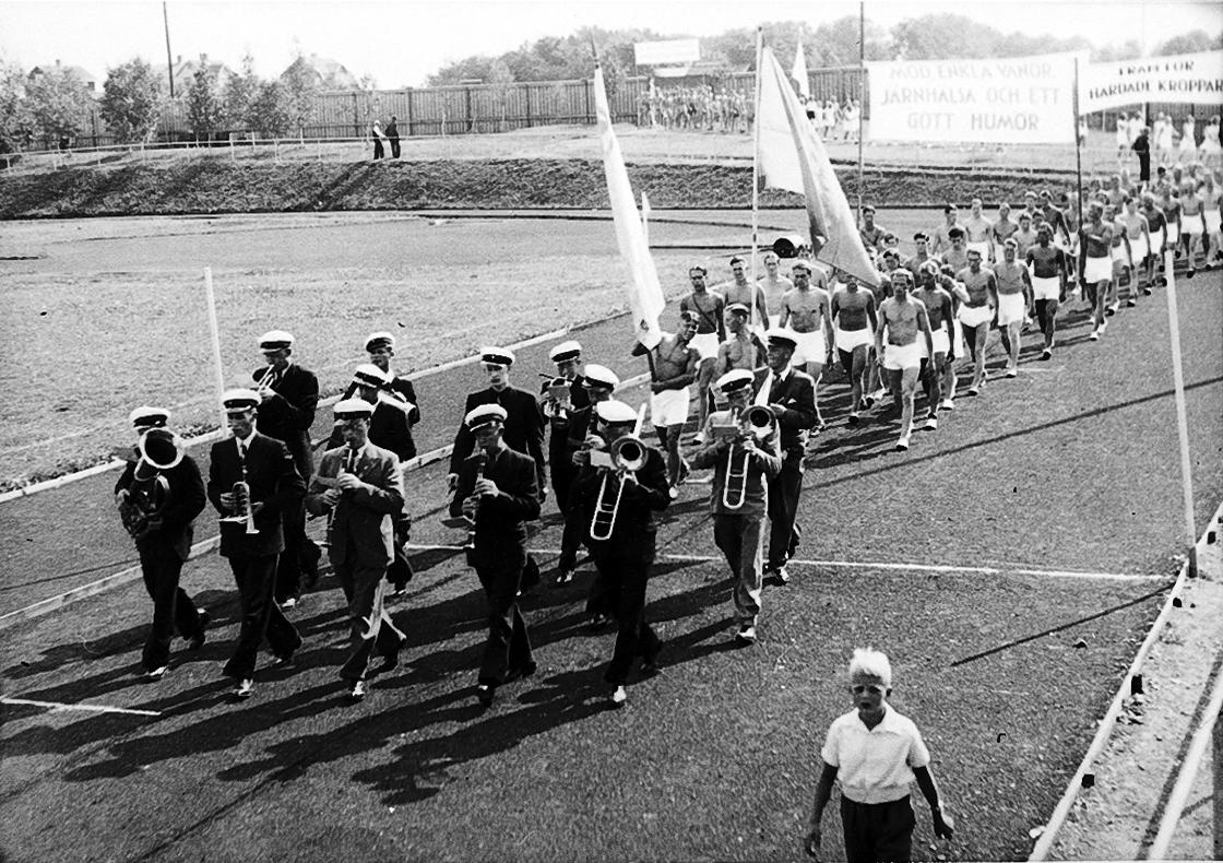 Frisksporten har samling 1937-38.