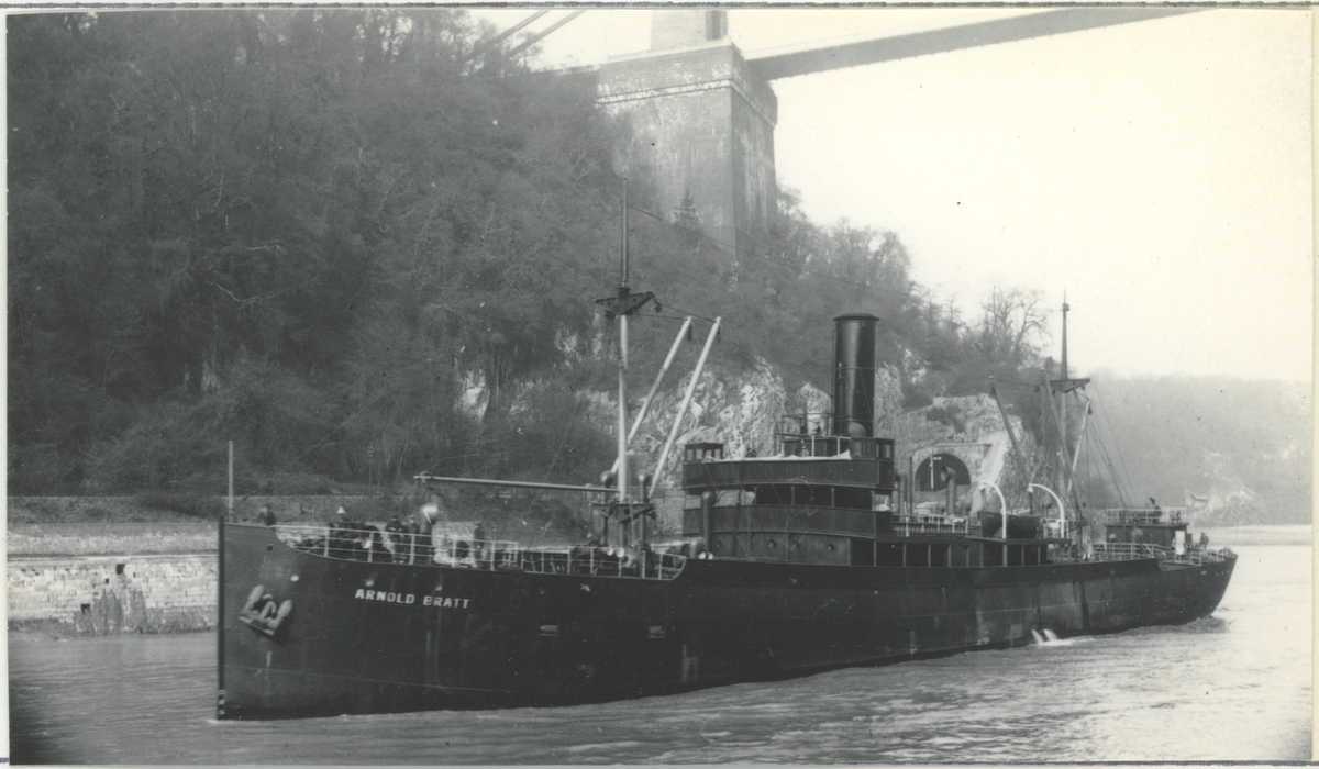 Ägare:/1925-61/: Ångfartygs AB Adolf. Hemort: Göteborg